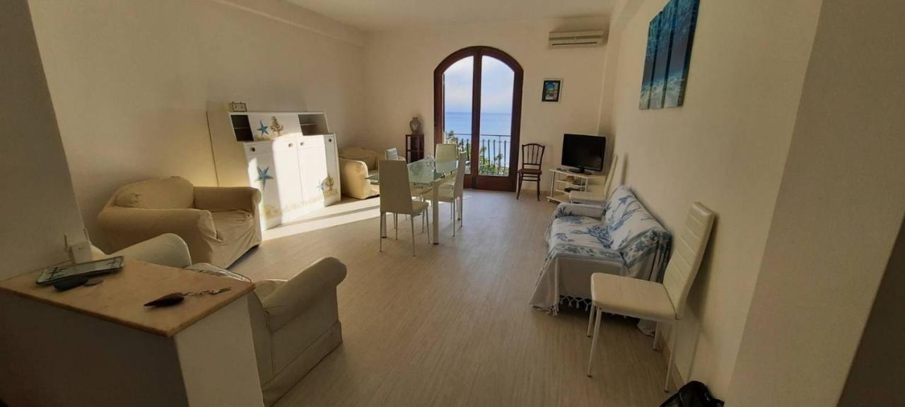 Appartamento Taormina Giardini-Naxos Zewnętrze zdjęcie